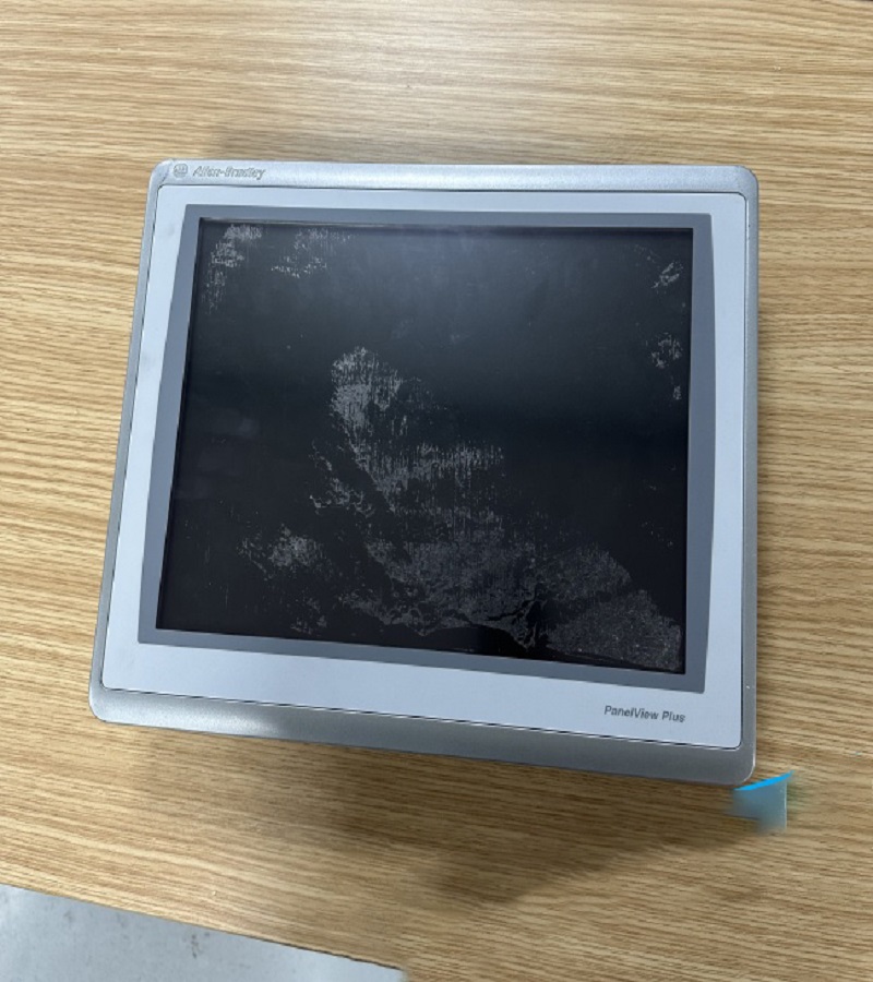 AB羅克韋爾觸摸屏2711P-T12W21D8S無法開機無顯示 無法進入到正常的使用界面 圖像上有雜亂的條紋 通電幾分鐘后屏幕變成藍屏 觸摸失靈 故障維修 快修  